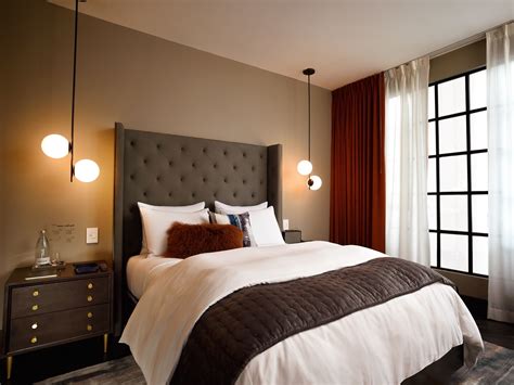 Hotel Inspired Bedroom .